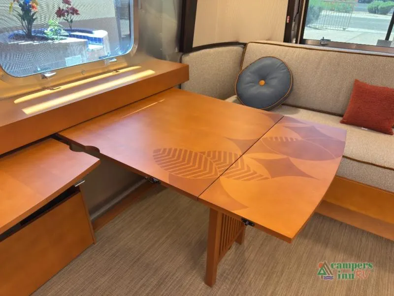 2026 Airstream Frank Lloyd Wright Limited Edition 28RBT - Photo 4