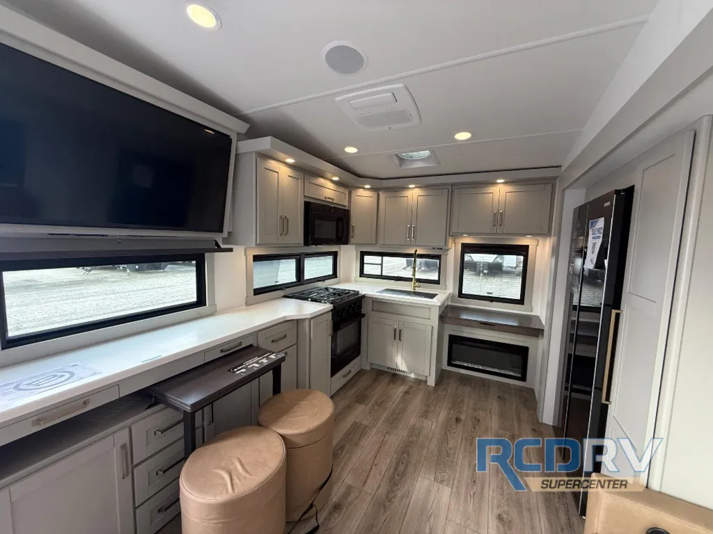 2025 Brinkley Model Z 2680, Photos photo 20