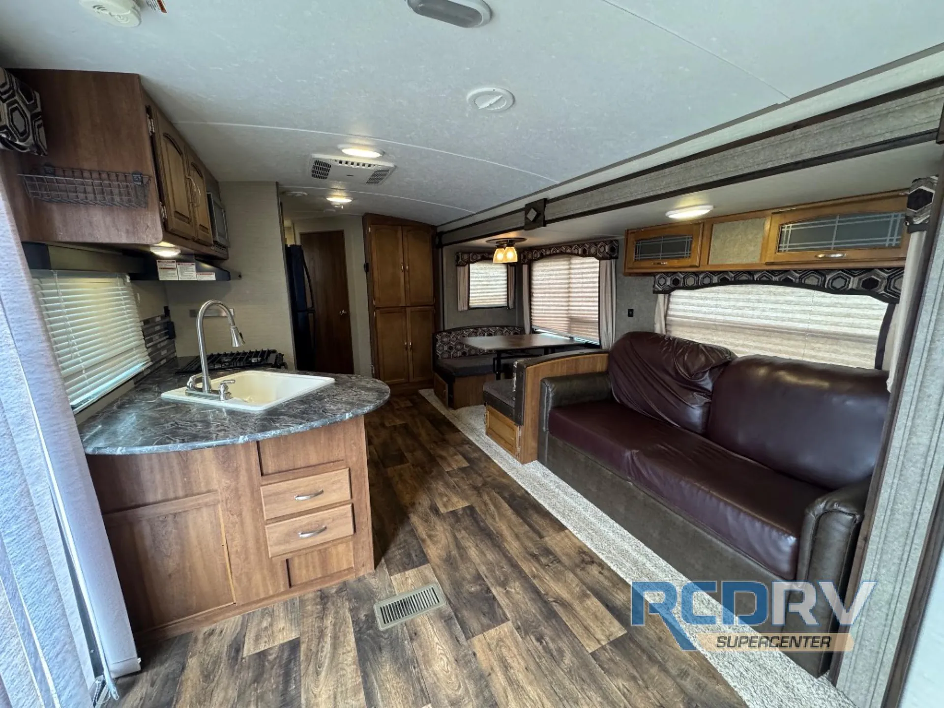 2016 Keystone Springdale 38FL - Photo 4