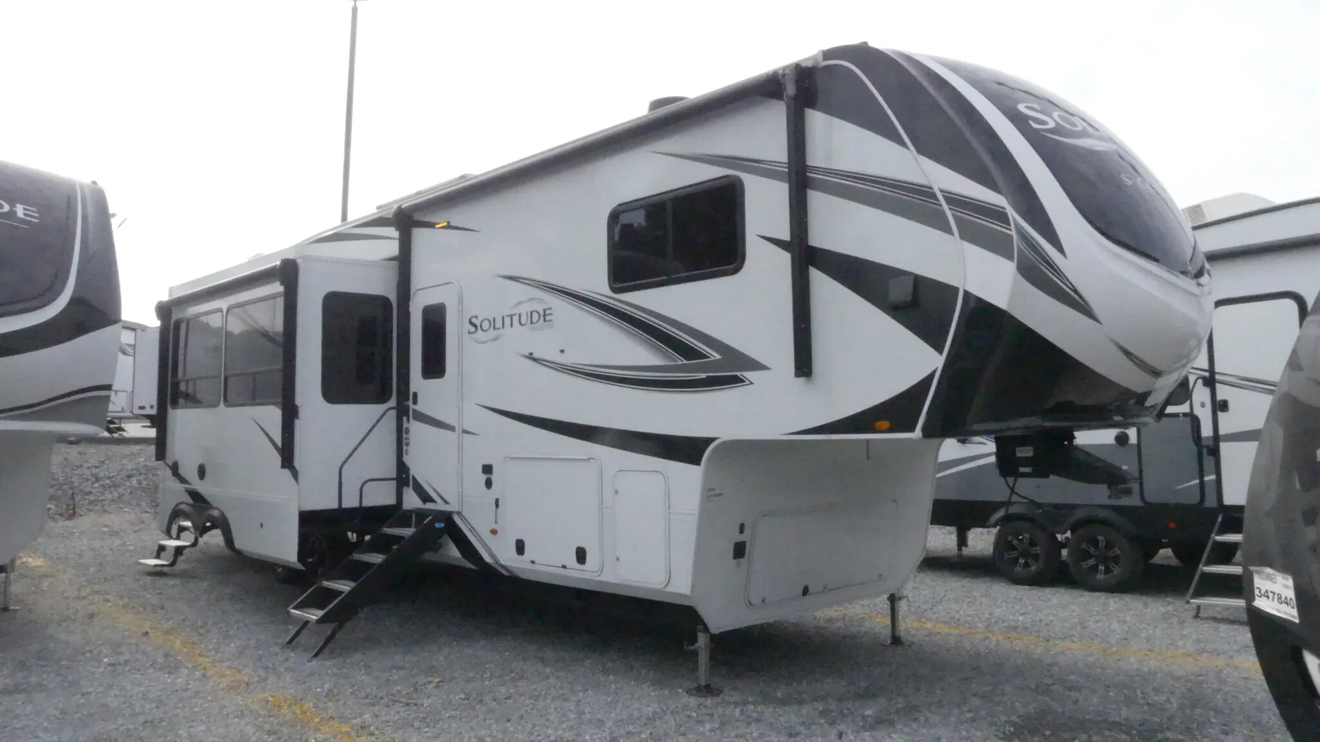 2024 Grand Design Solitude S-Class 3740BH - Photo 2