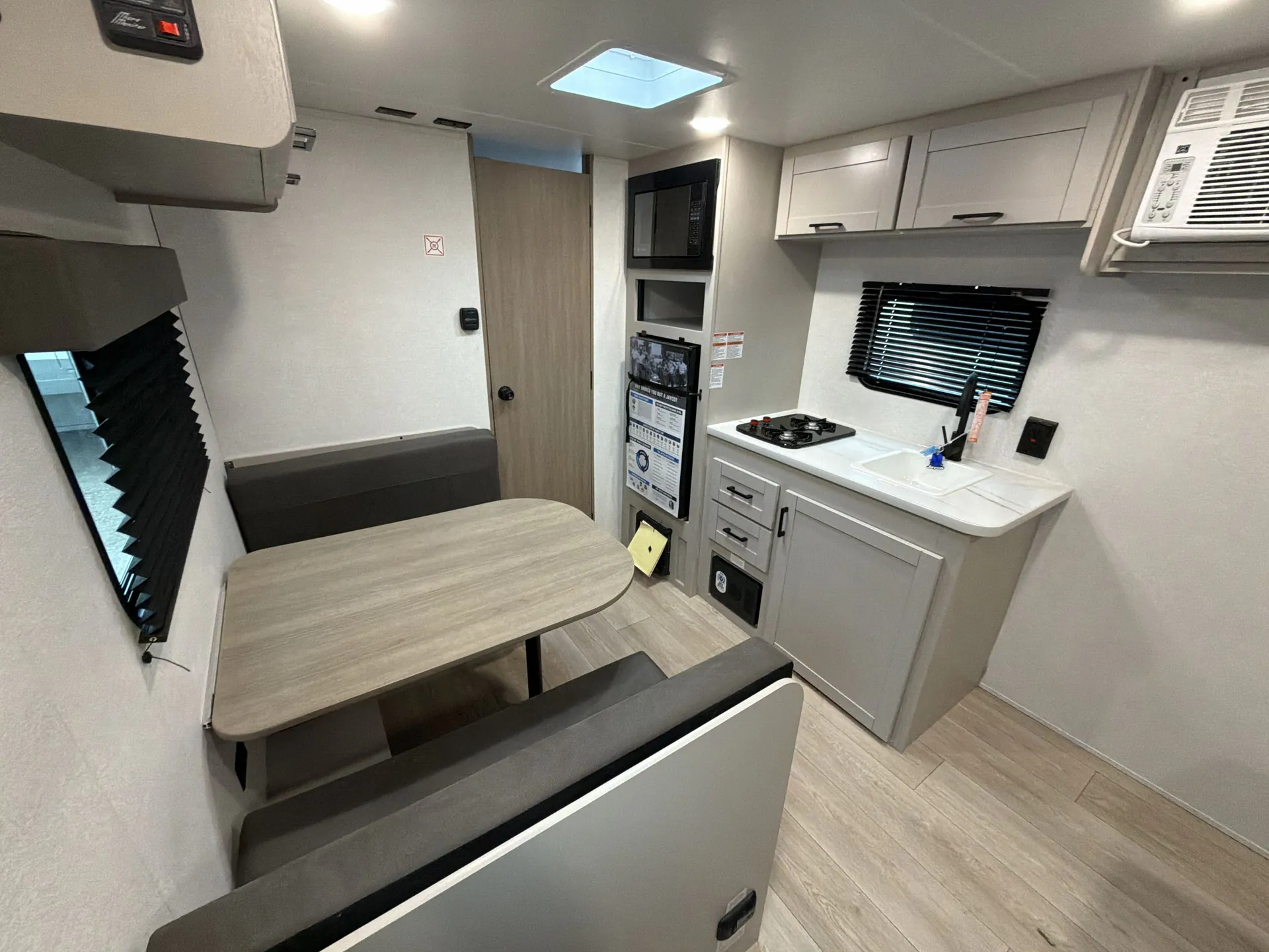 2027 Jayco Jay Flight Sport Edition 170FQW — living area main