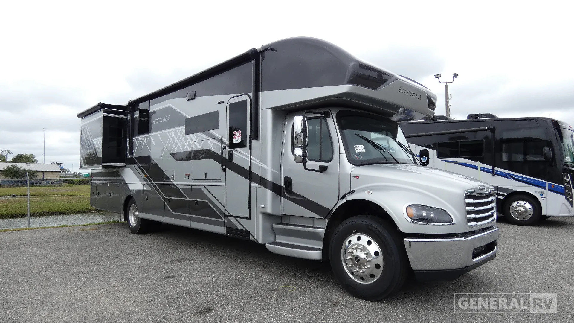 2026 Entegra Coach Accolade 37K - Photo 2