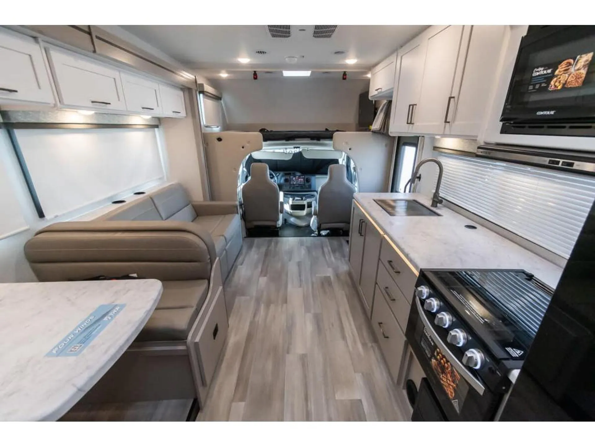 2026 Thor Motor Coach Four Winds 31H - Photo 3