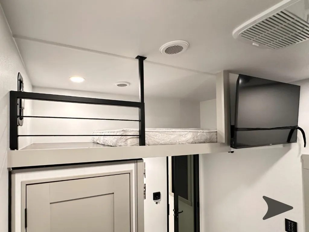 2026 Brinkley Model G 4100, Photos photo 101