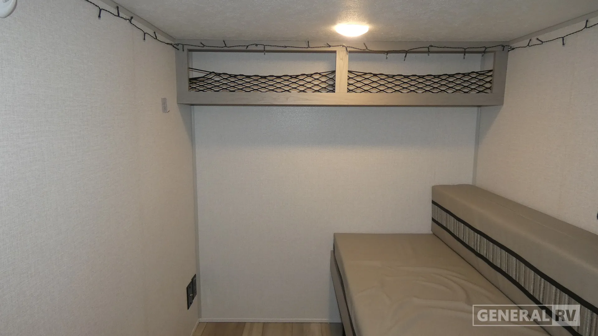 2024 Coachmen Clipper ROK 9000ROK - Photo 3