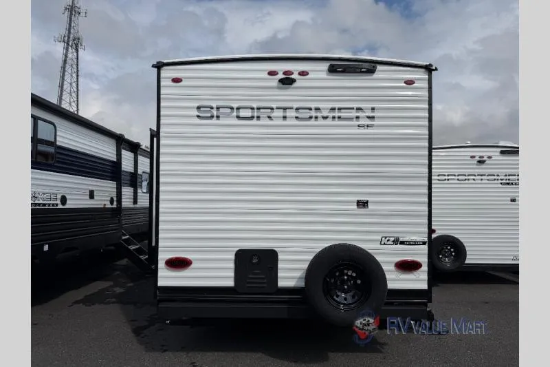 2026 KZ Sportsmen SE 261BHKSE - Photo 4