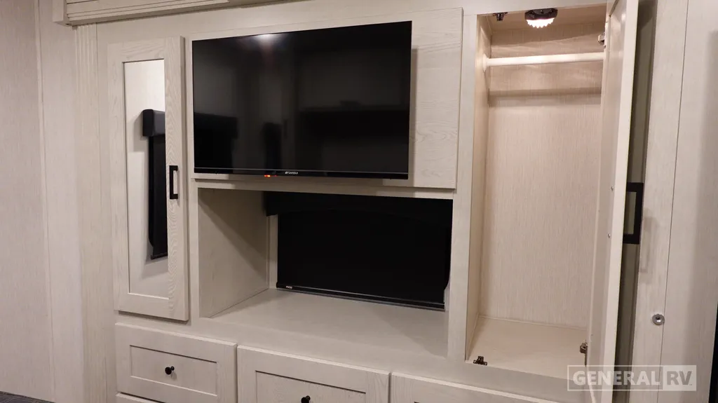 2027 NeXus RV Maximus 32MX, Photos photo 27