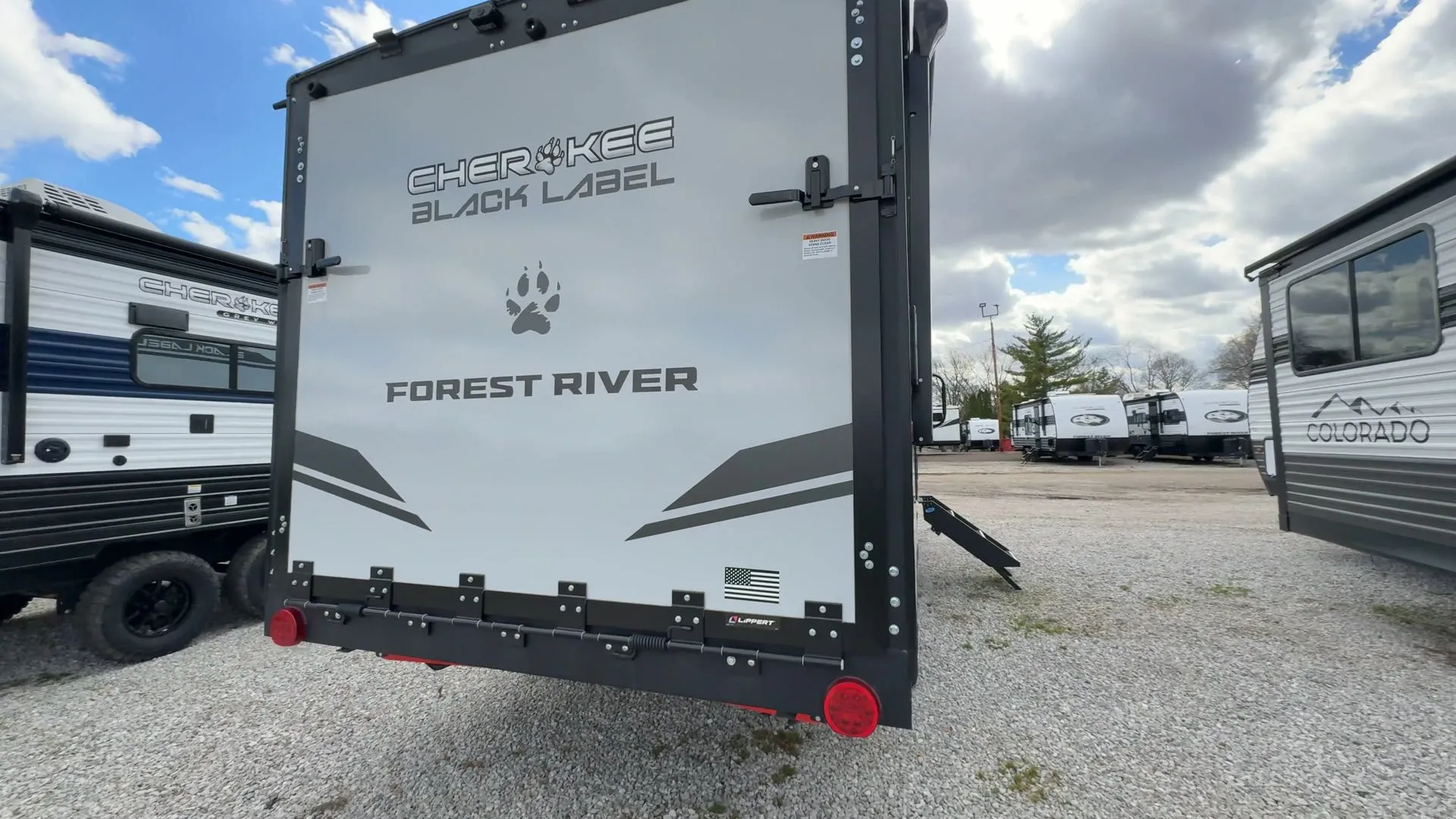 2026 Forest River Cherokee Grey Wolf Black Label 18RRBL - Photo 3