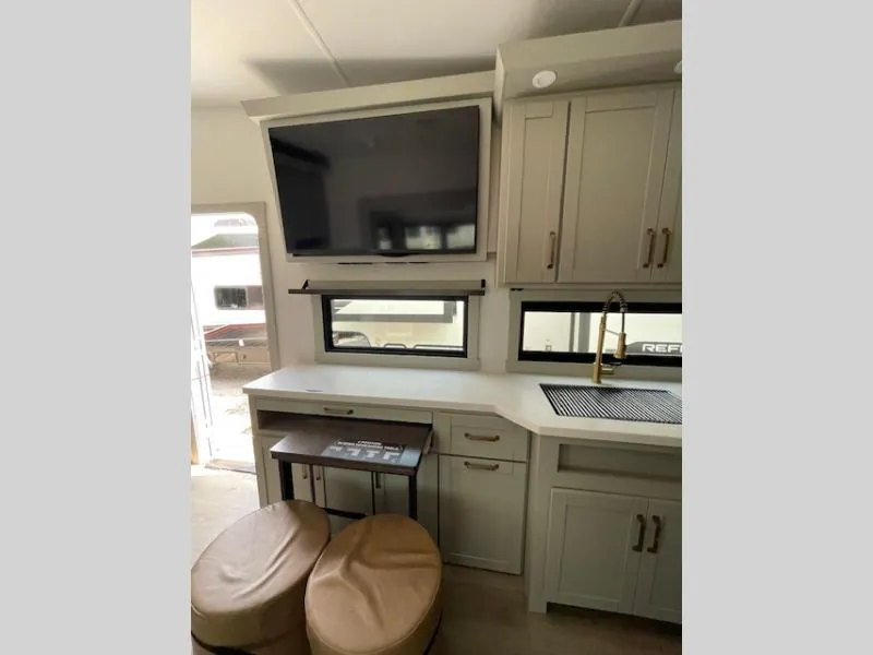 2026 Brinkley Model Z 2810, Photos photo 41