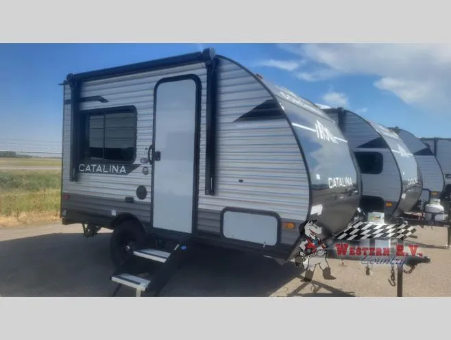 2025 Coachmen Catalina Summit Series 7 134RKX - Photo 4