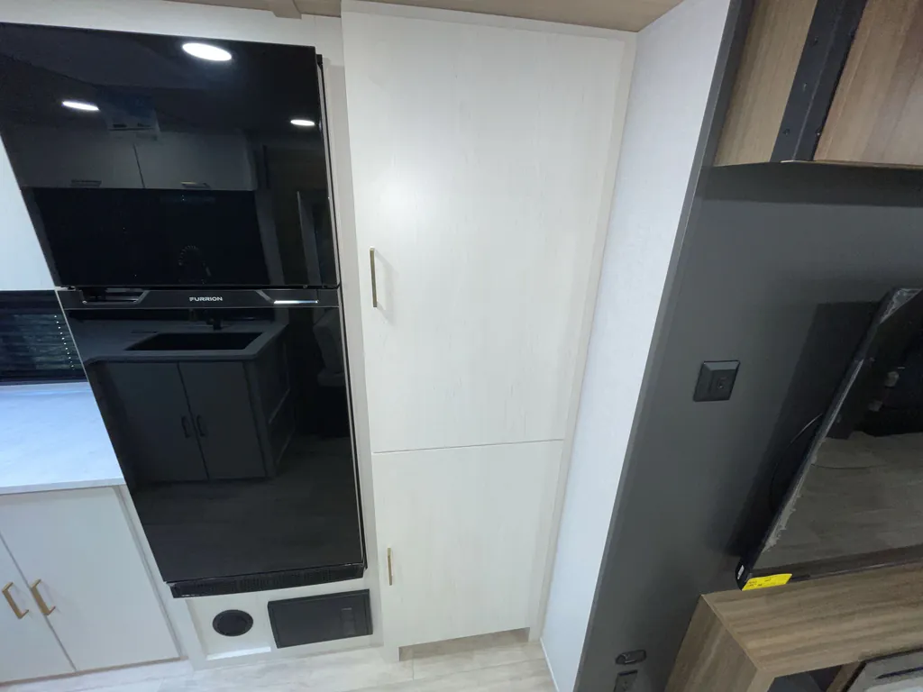 2027 Forest River Vibe 3400SB, Photos photo 13