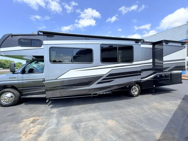 2026 Coachmen Leprechaun 319MB - Photo 4