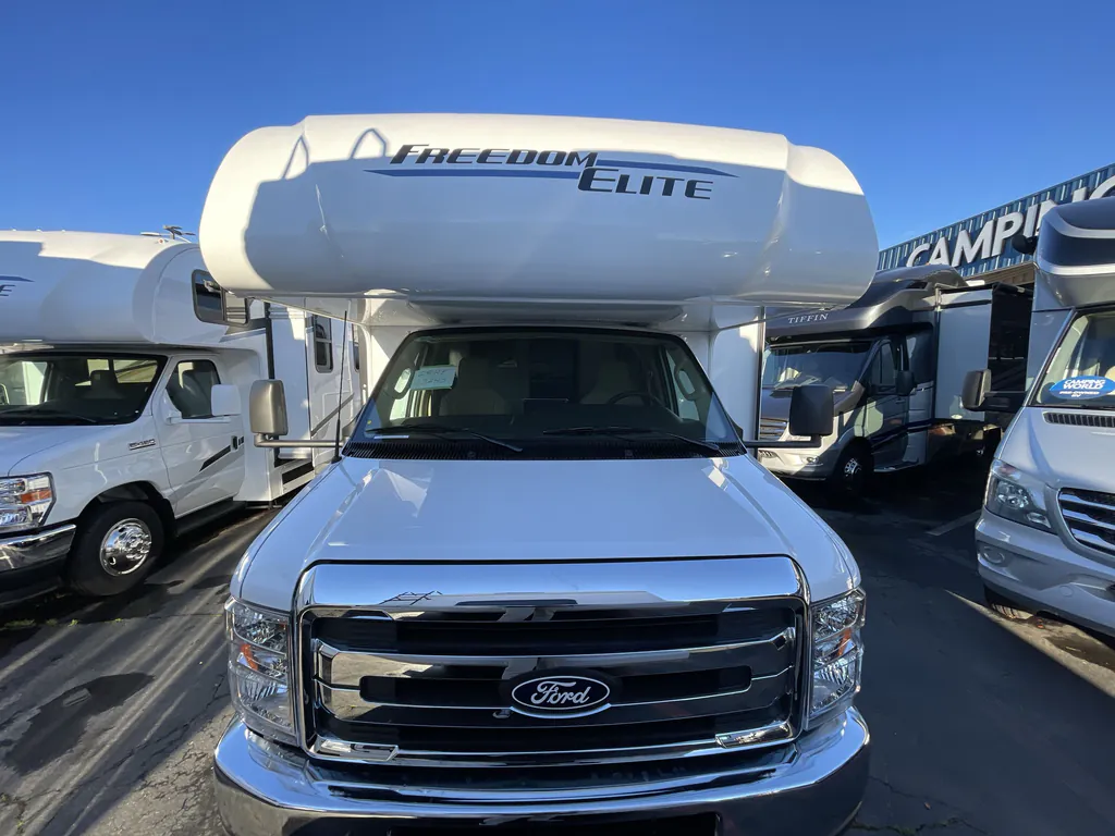 2026 Thor Motor Coach Freedom Elite 28HE, Photos photo 4