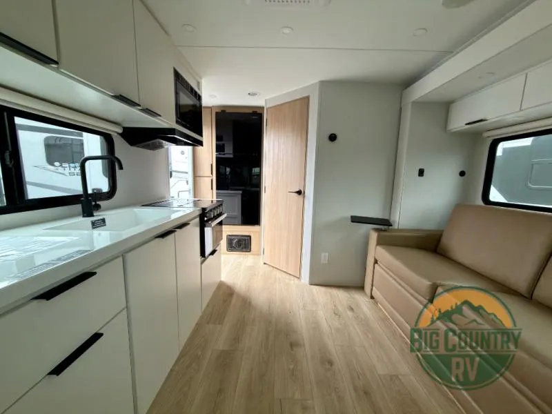 2026 Winnebago Thrive 18FBS - Photo 3
