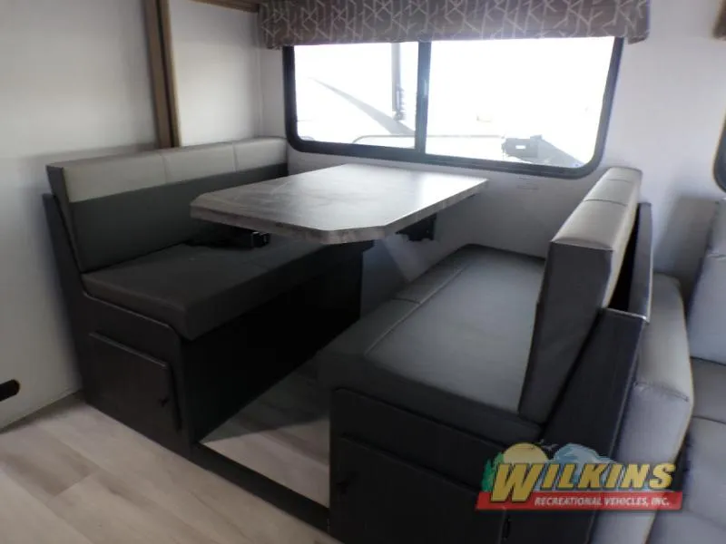 2026 Forest River Sunseeker LE 2250SLE FORD - Photo 3