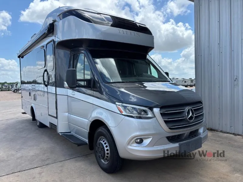 2020 Tiffin Wayfarer 25 RW - Photo 2