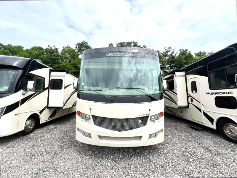 2019 Forest River Georgetown 5 Series 31R5 - Photo 4