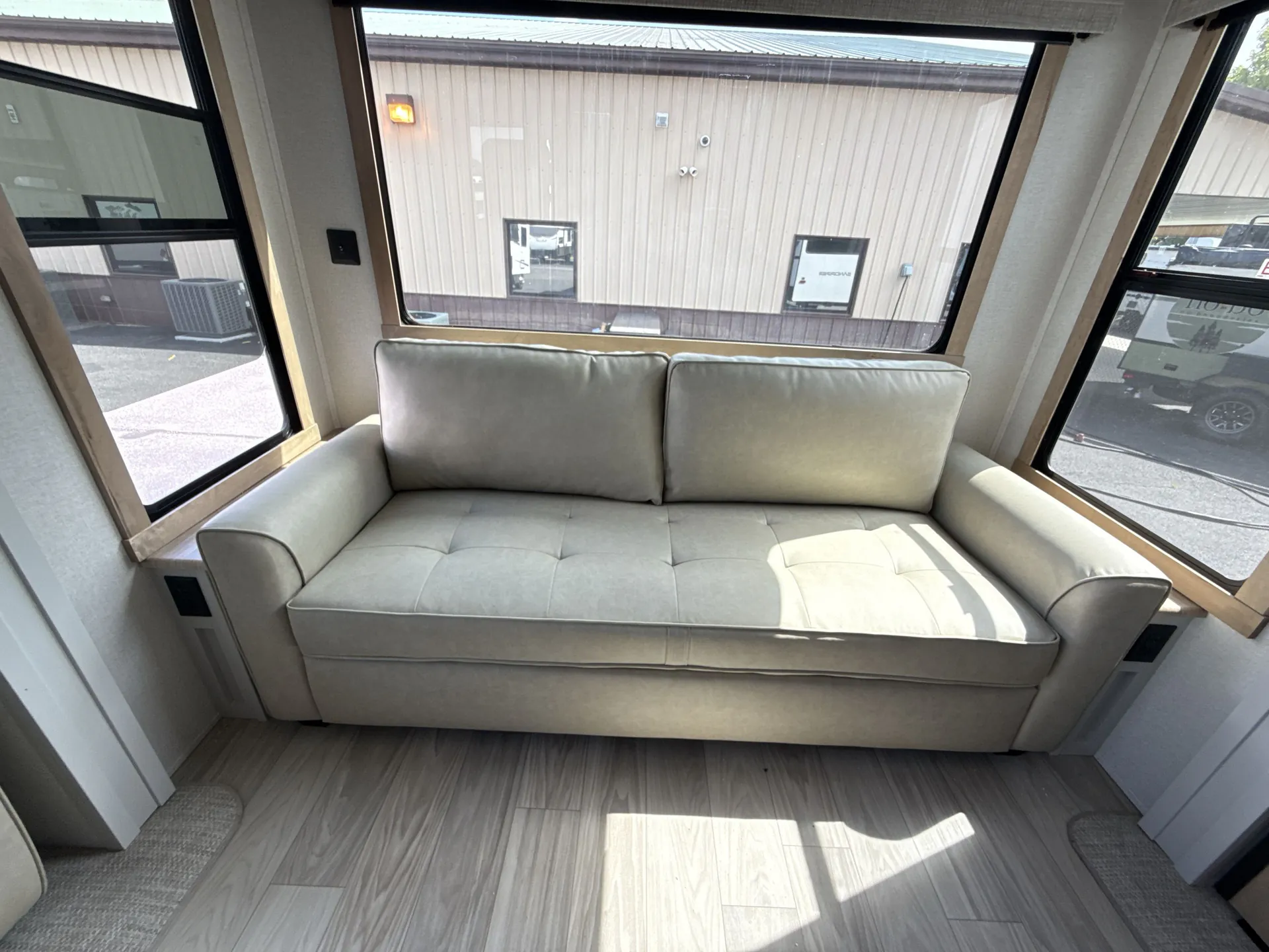 2026 Forest River Sandpiper 4003MB — living area main