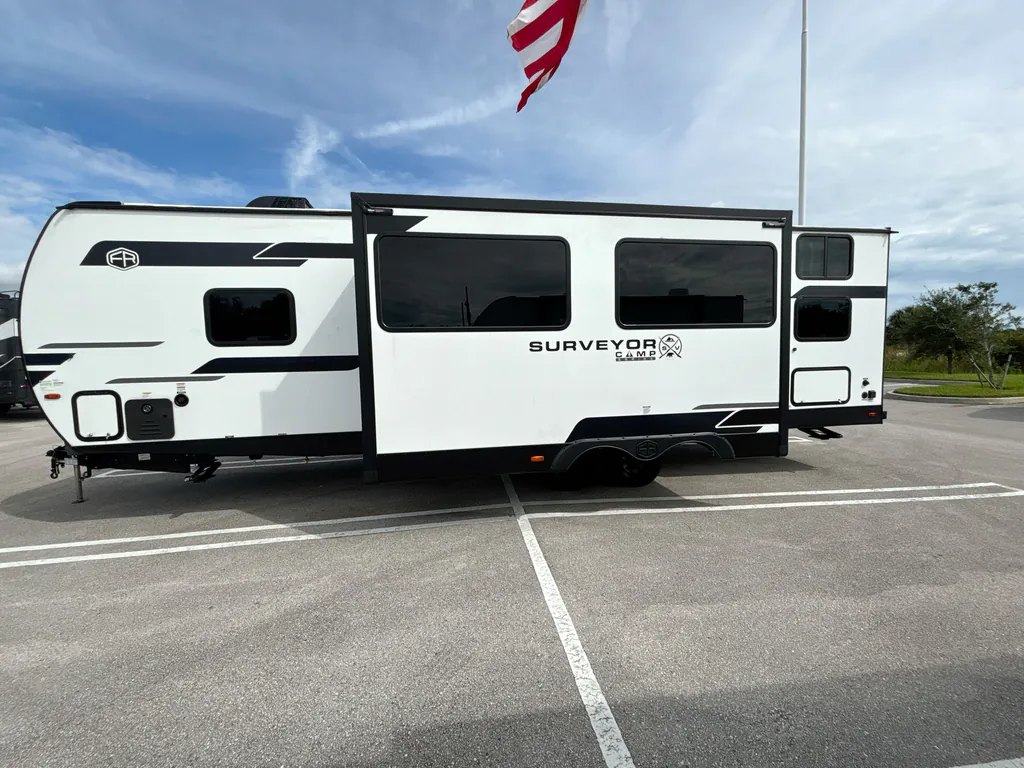 2026 Forest River Surveyor Legend X 27CAMP, Photos photo 6