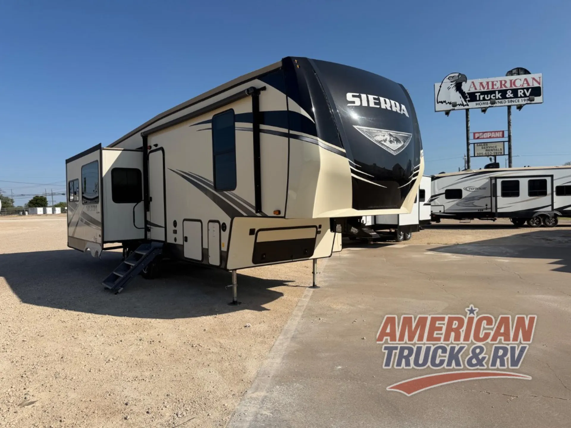 2020 Forest River Sierra 2990TRIK - Photo 2