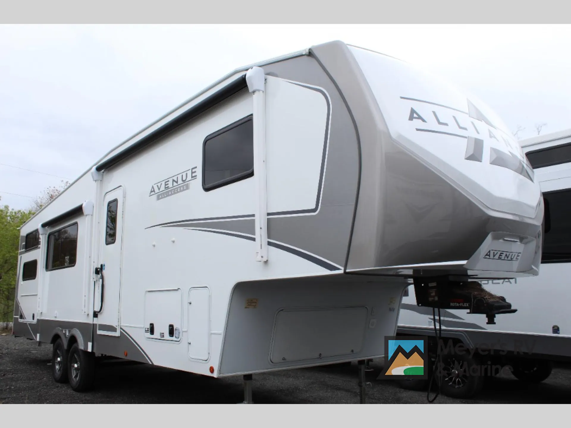 2026 Alliance RV Avenue 30BH - Photo 2