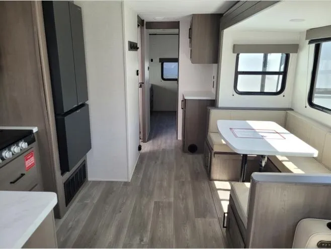 2026 Grand Design Transcend 325BHT - Photo 3