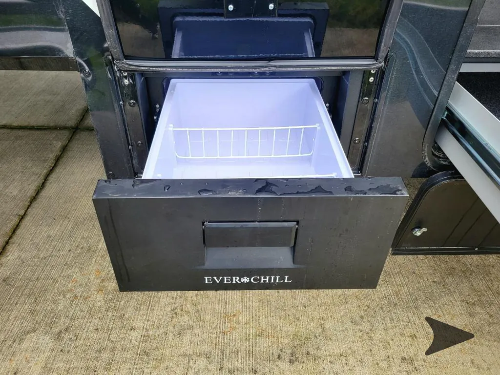 2026 Brinkley Model G 4100, Photos photo 88