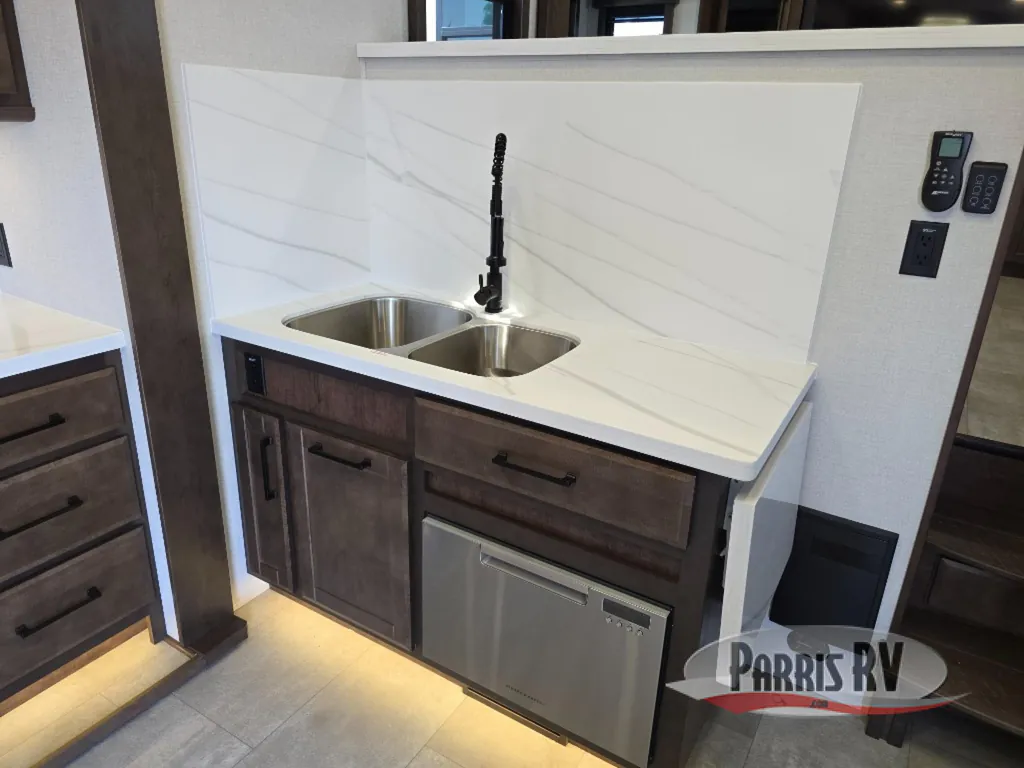 2026 Forest River RiverStone 425FO, Photos photo 37