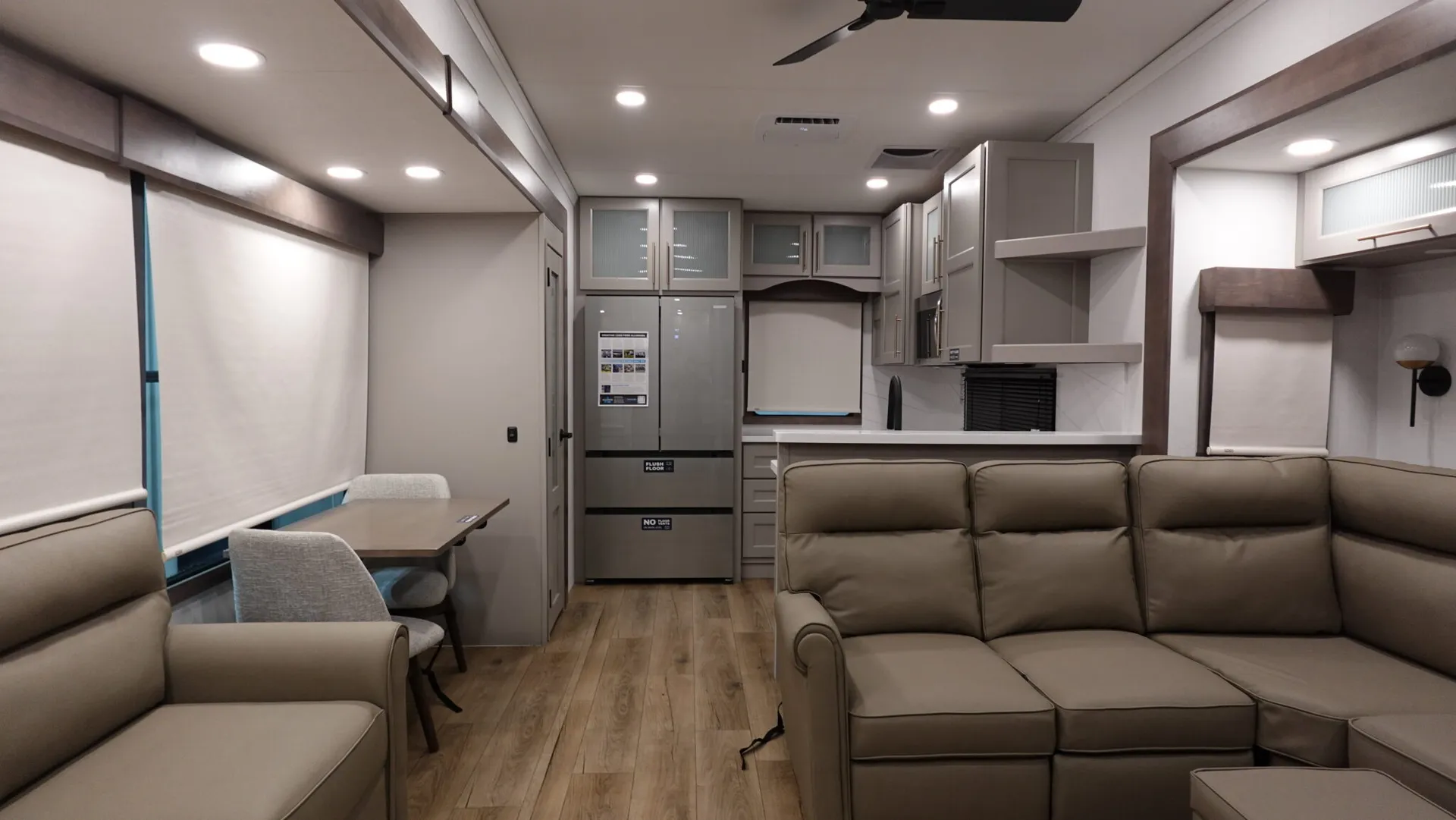 2026 Alliance RV Paradigm 382RK - Photo 3