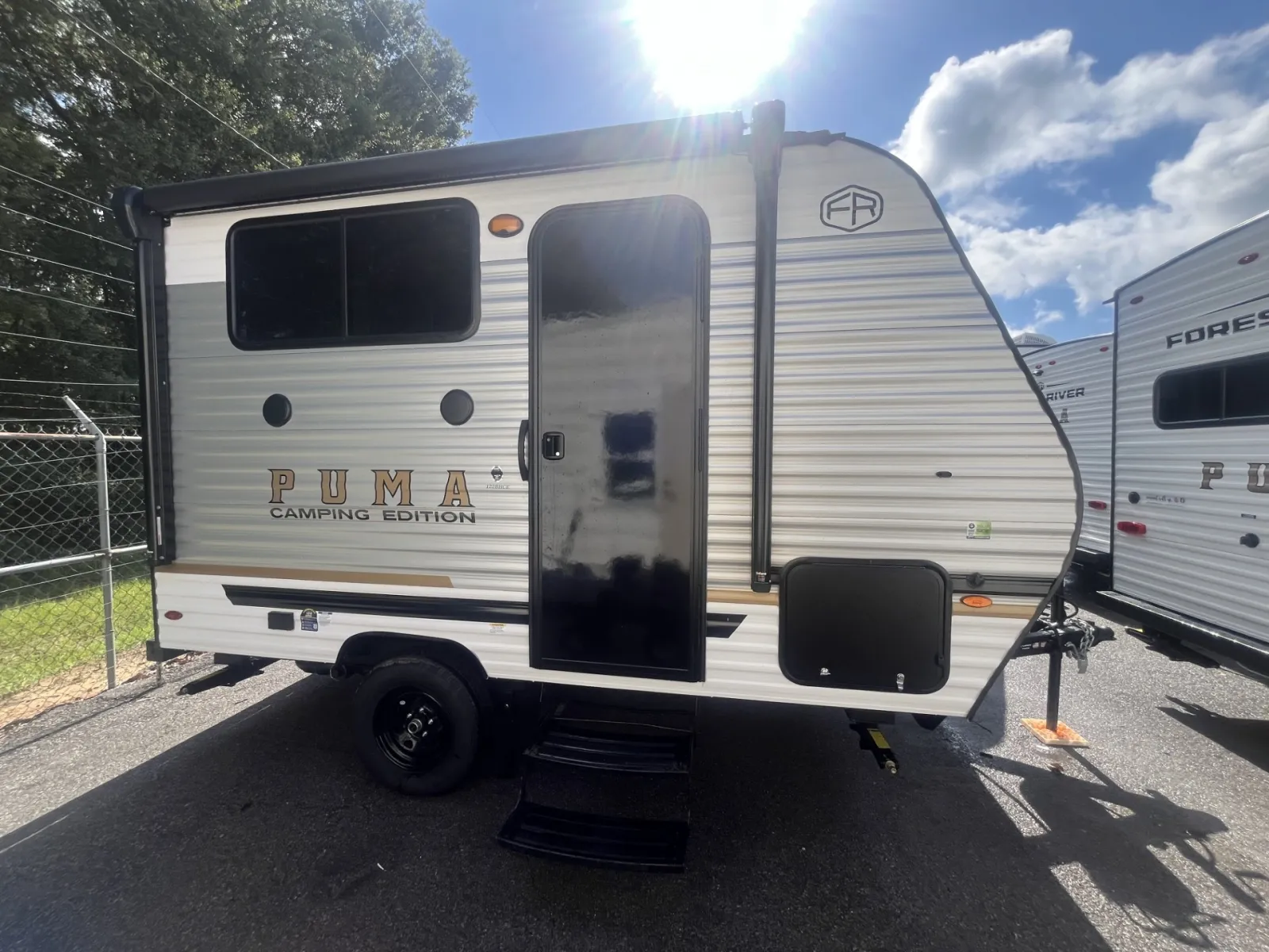 2026 Palomino Puma Forest River   122BHCE-1 - Photo 2