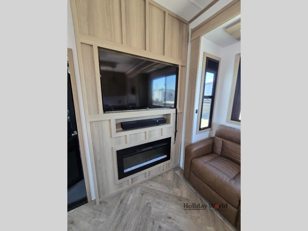 2026 Keystone Raptor 441, Photos photo 17