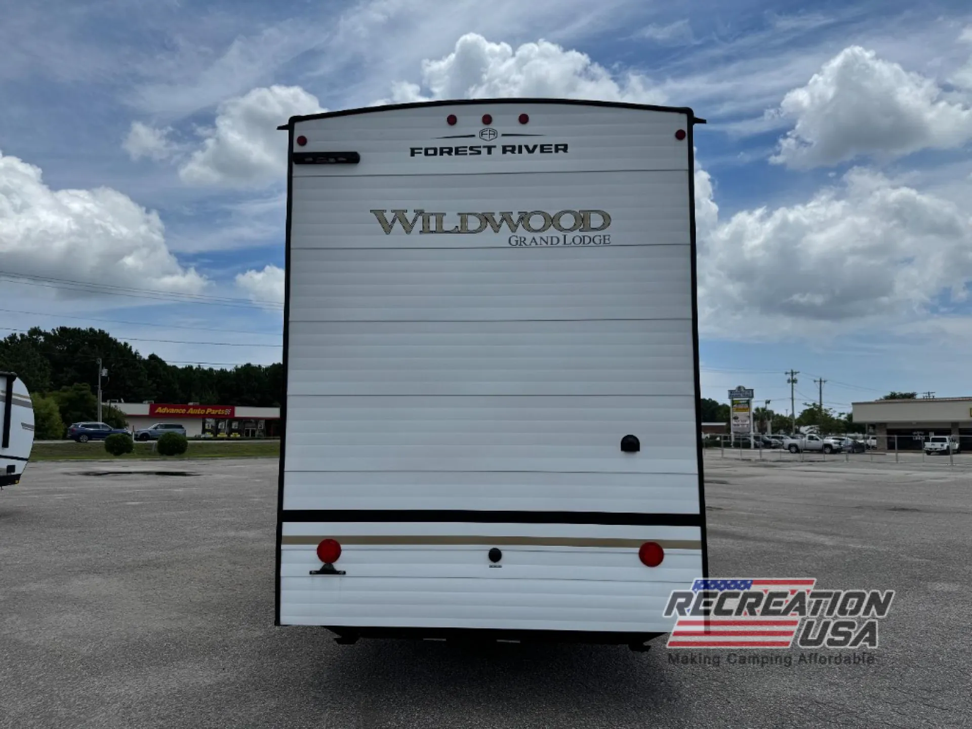 2026 Forest River Wildwood Grand Lodge 42ICE — Photo 7