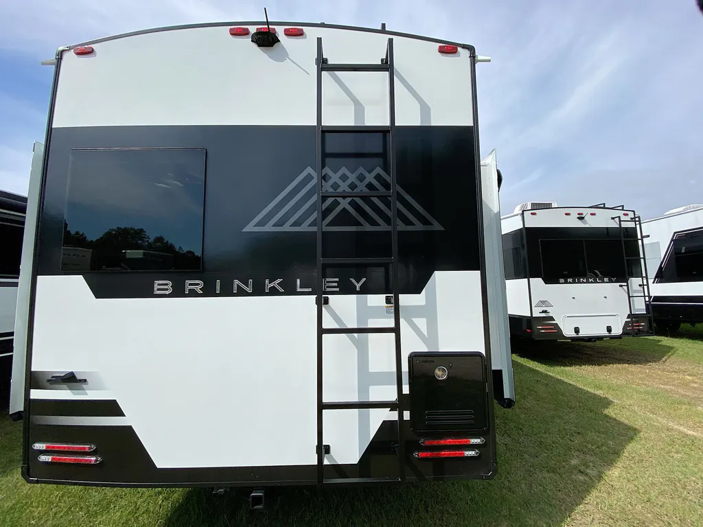 2025 Brinkley Model Z AIR 285, Photos photo 5