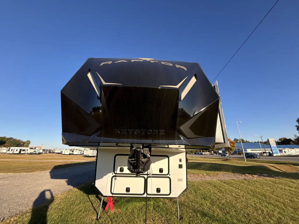 2026 Keystone Raptor 415, Photos photo 5