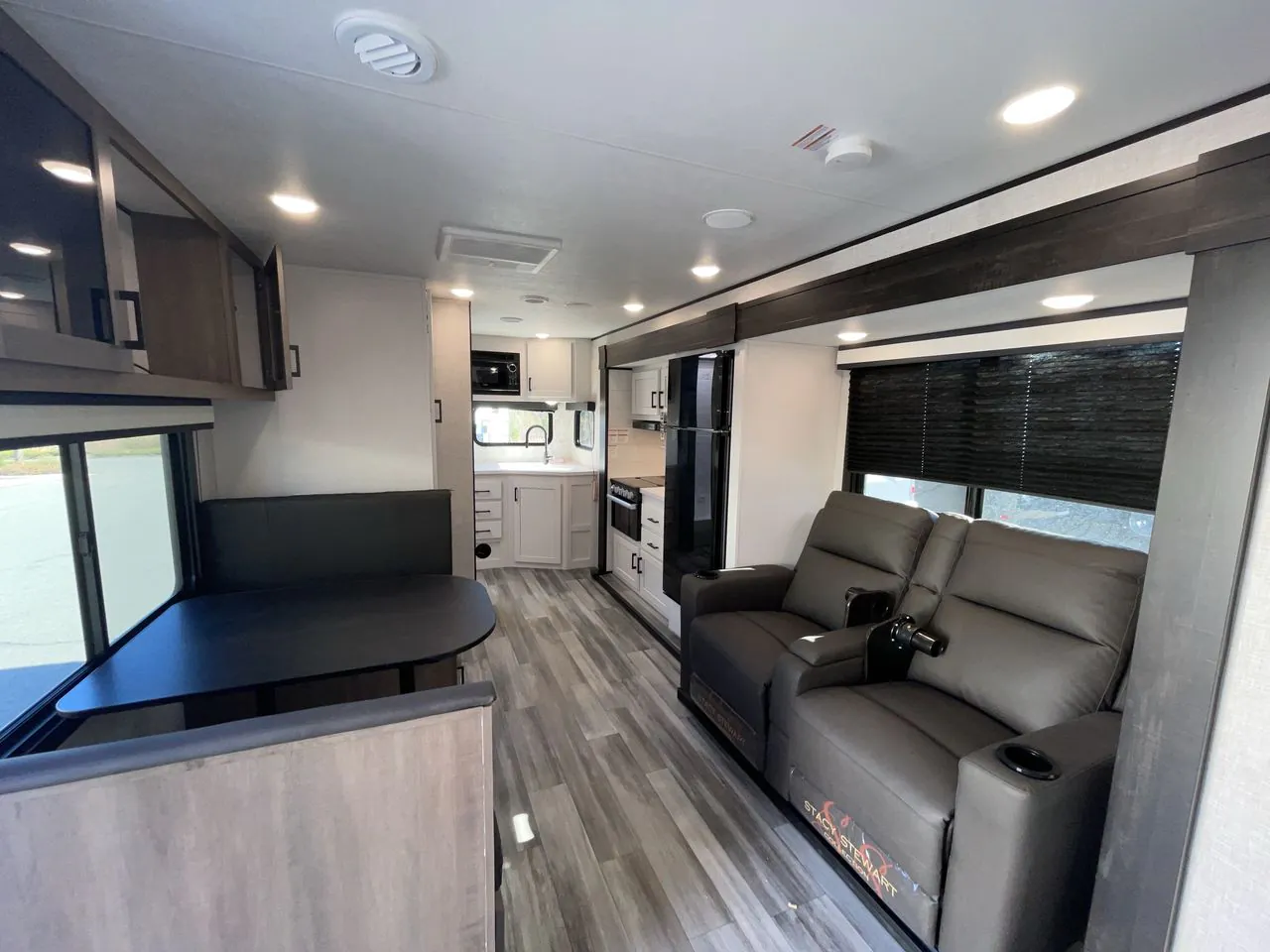 2024 Jayco Jay Flight 225MLS - Photo 2
