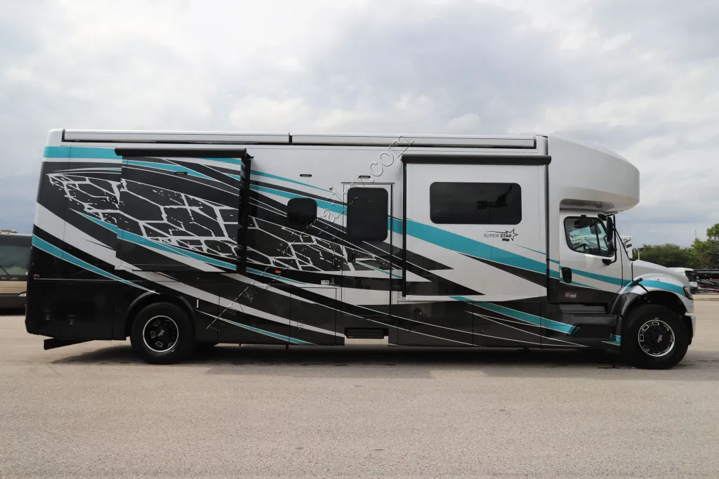 2027 Newmar Super Star 3731, Photos photo 30