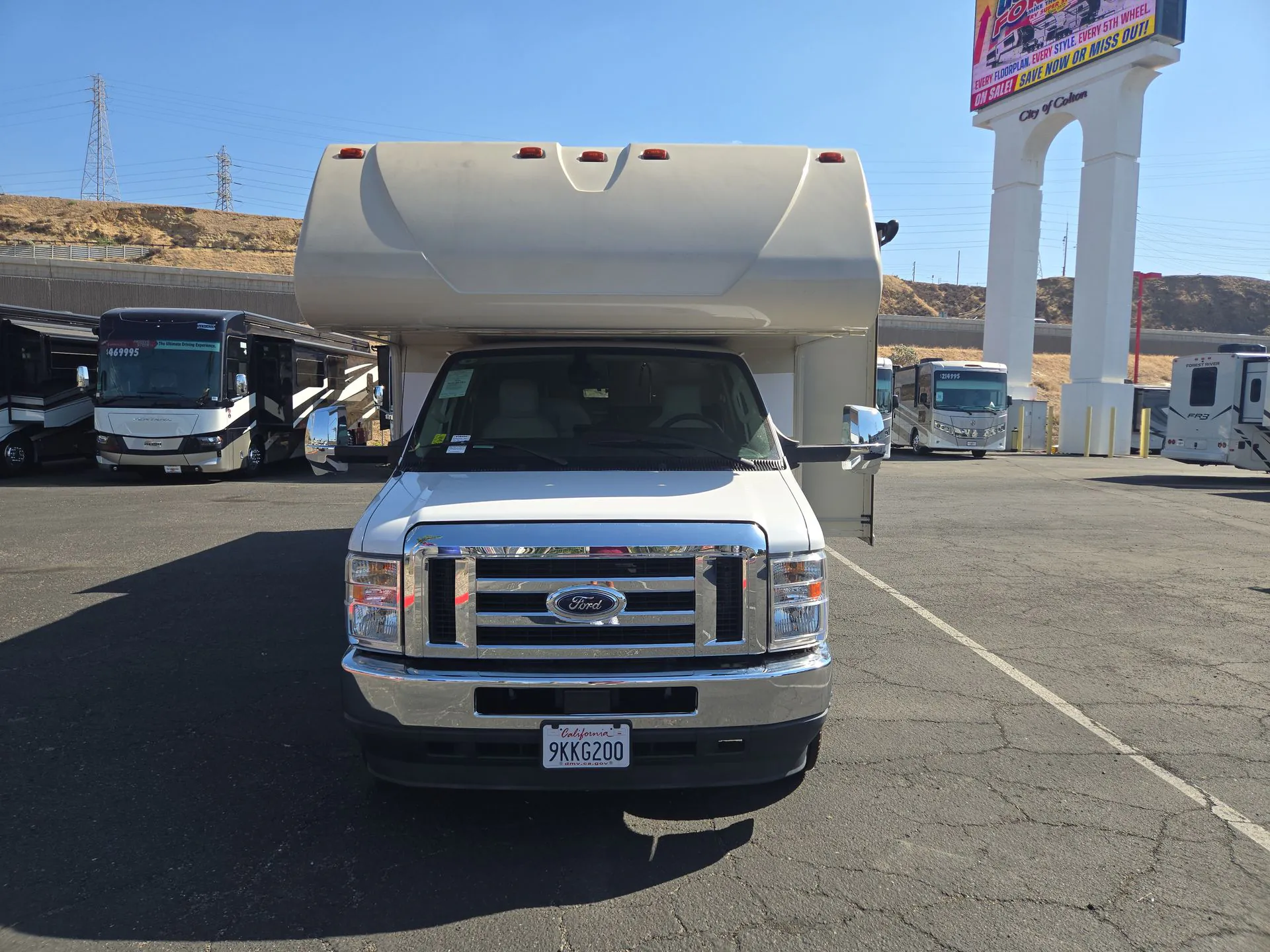 2023 Winnebago Spirit 31H - Photo 3