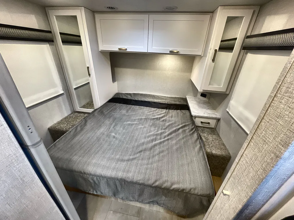2026 Thor Motor Coach Freedom Elite 28HZ, Photos photo 16