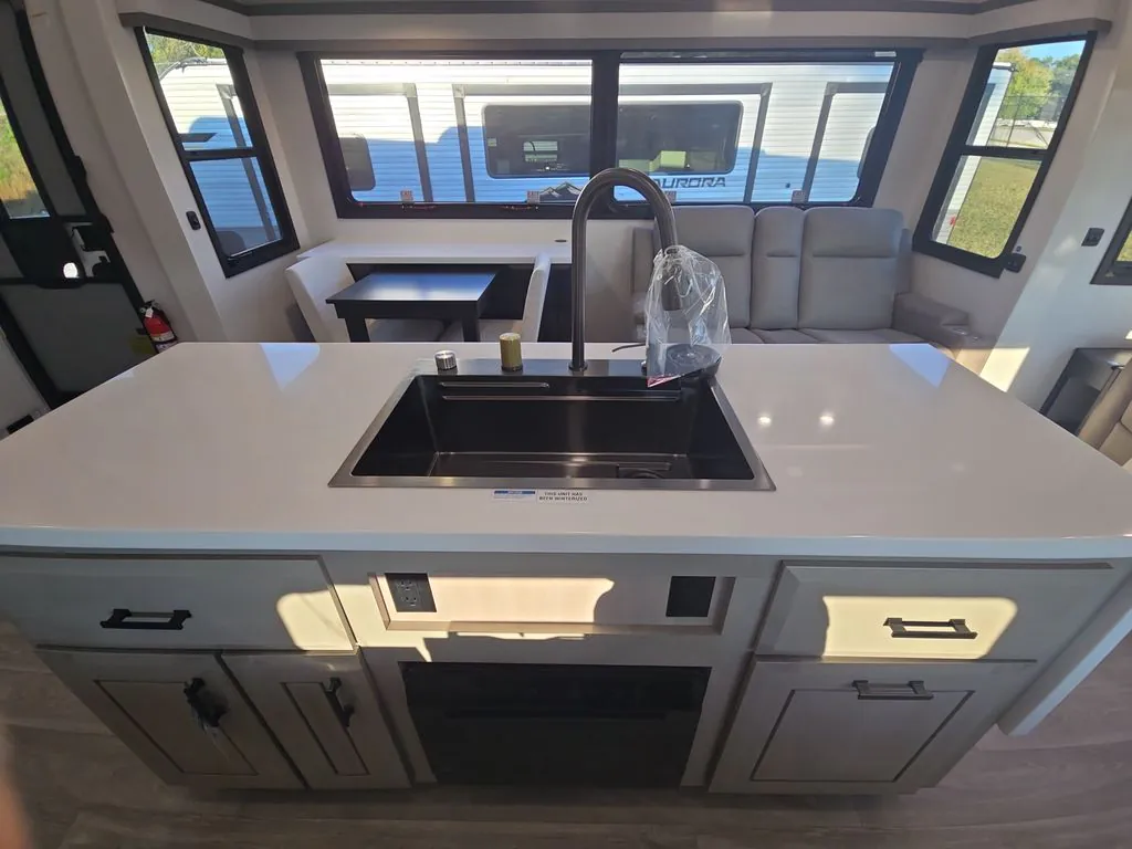 2027 Jayco Pinnacle 36FBTS, Photos photo 15