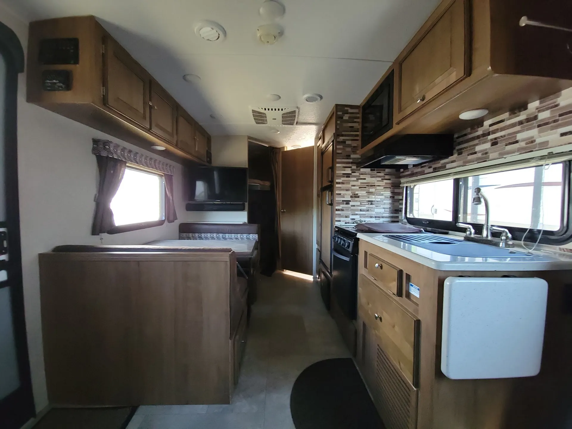 2019 Forest River Rockwood Mini Lite 2508 — living area main