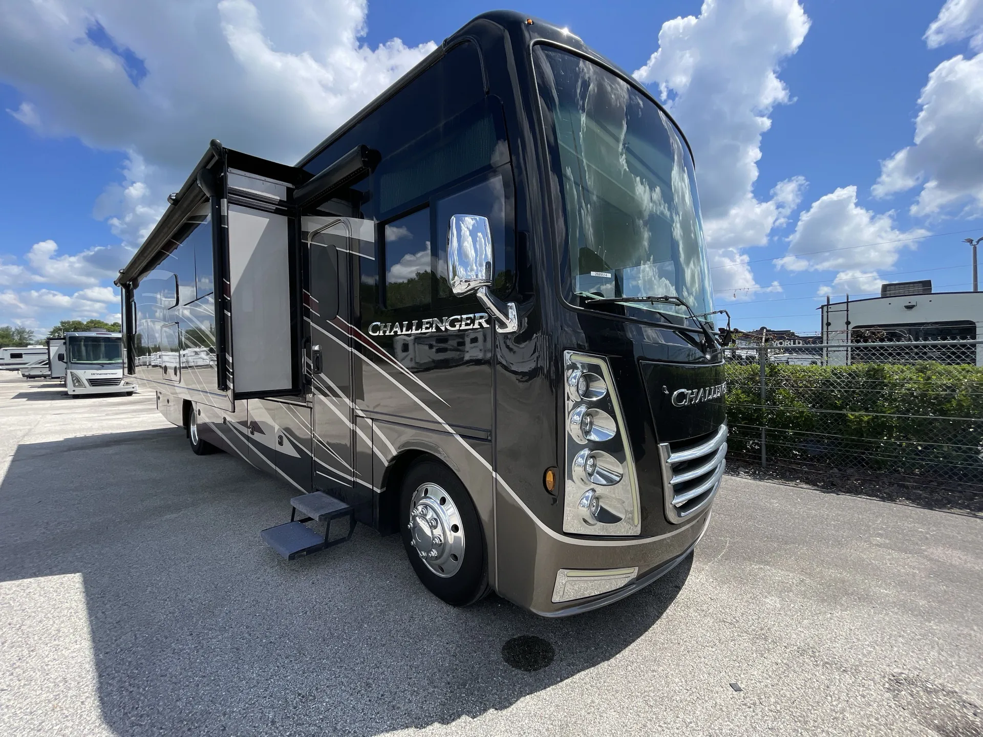 2023 Thor Motor Coach Challenger 35MQ dealer photo 1 from Camping World