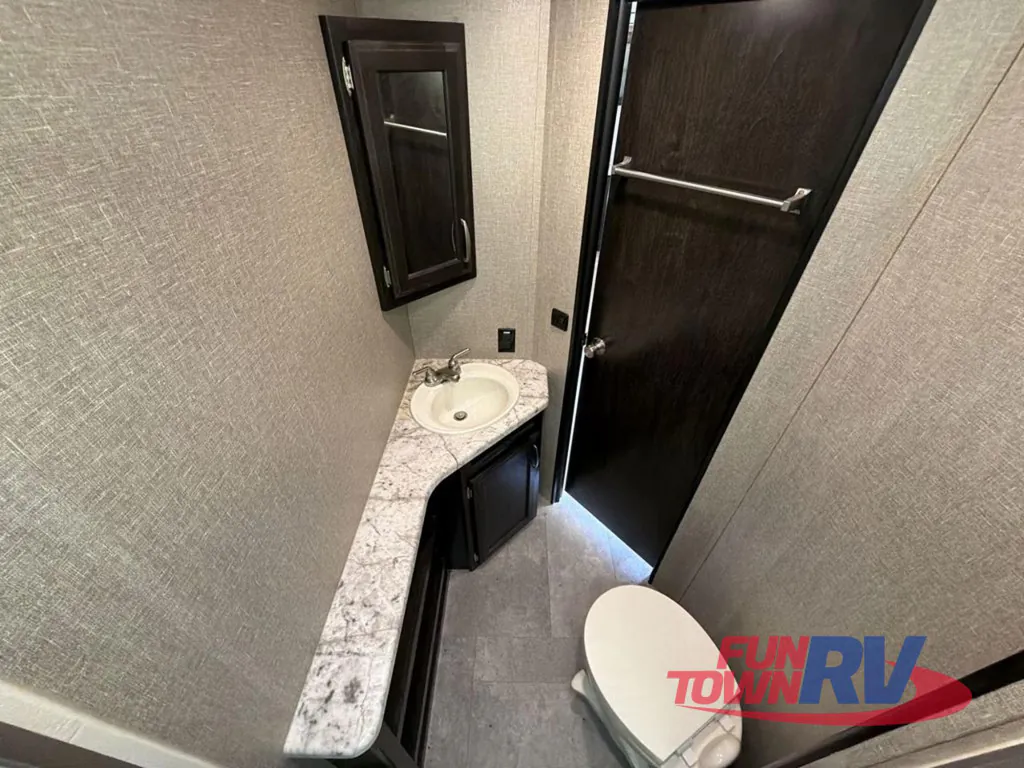 2019 Grand Design Imagine 2800BH, Photos photo 21
