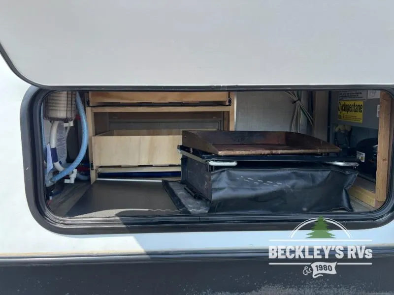 2022 Forest River RV Flagstaff E-Pro 16BH - Photo 4
