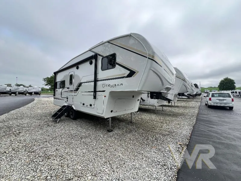 2027 Keystone RV Cougar Sport 2100ML - Photo 2