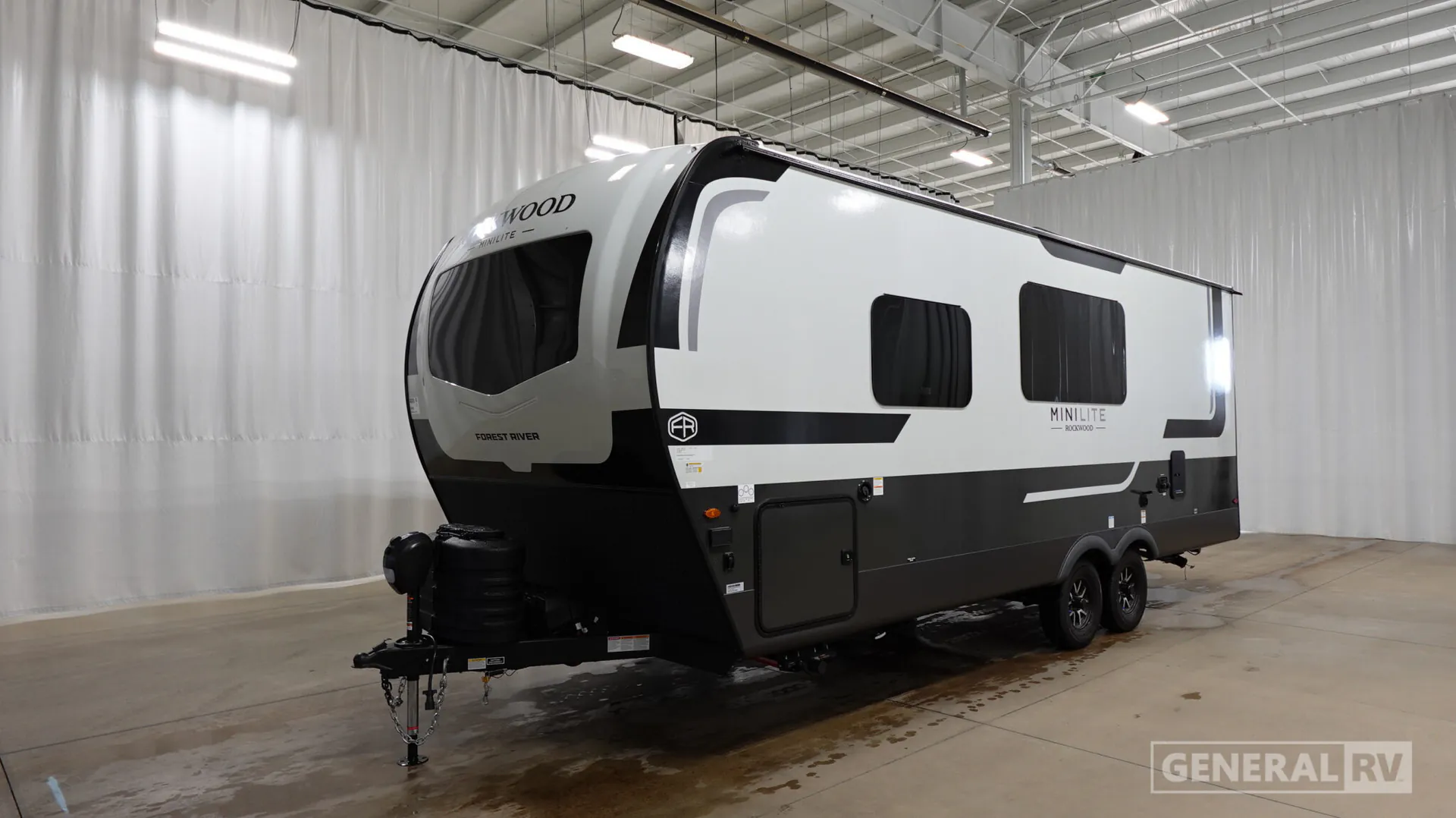2027 Forest River Rockwood Mini Lite 2524FBT — Photo 5
