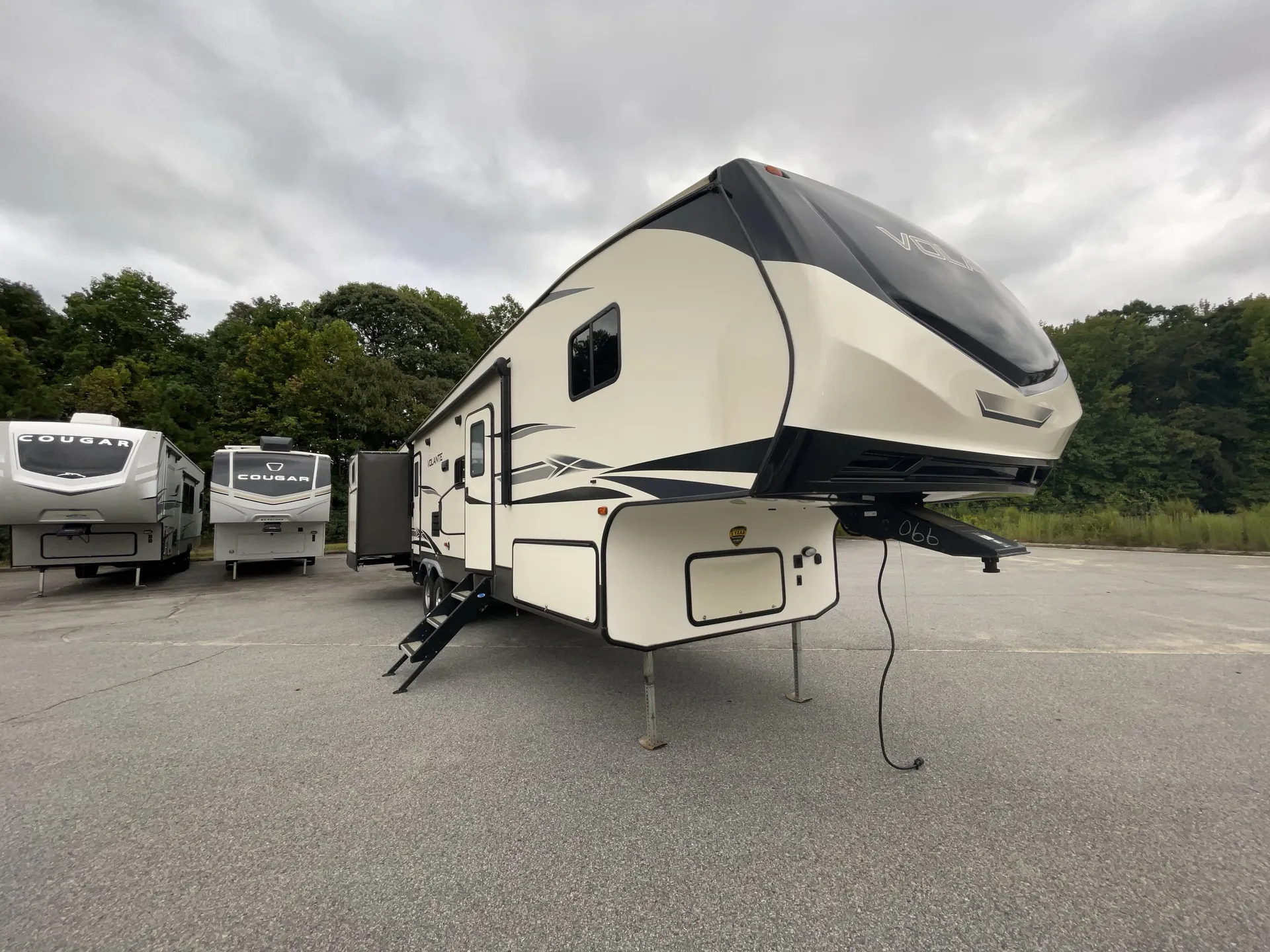 2019 CrossRoads Volante 360DB - Photo 2
