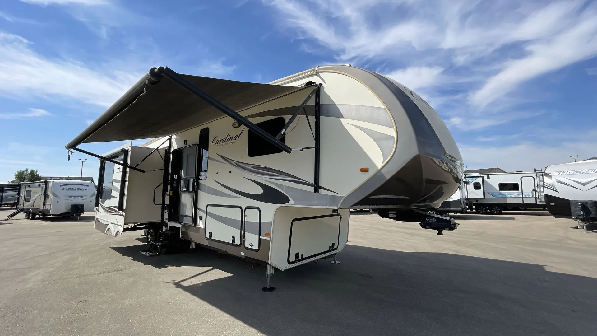 2017 Forest River Cardinal 3030RS - Photo 2