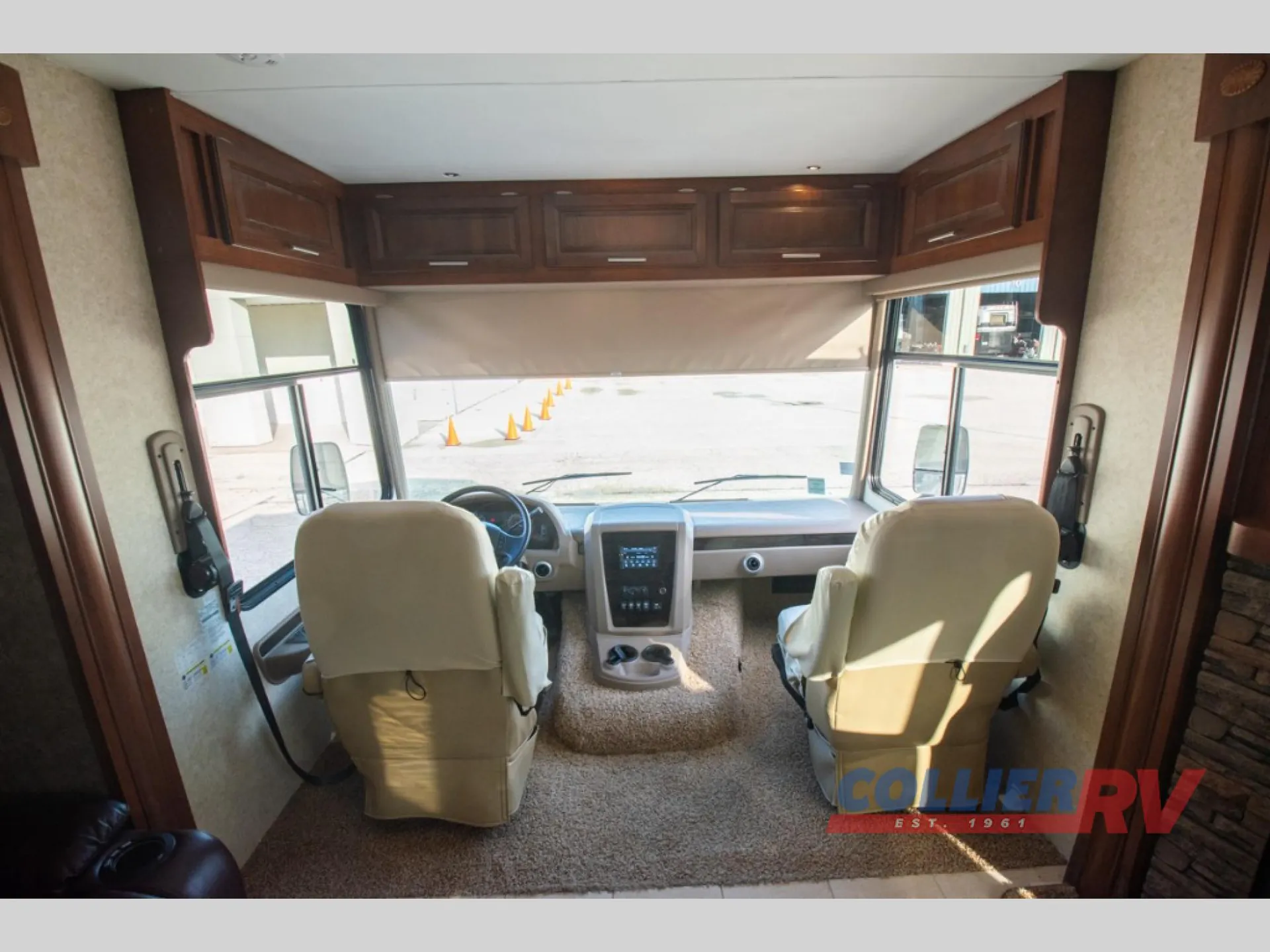 2014 Forest River Georgetown XL 378TS — Photo 5