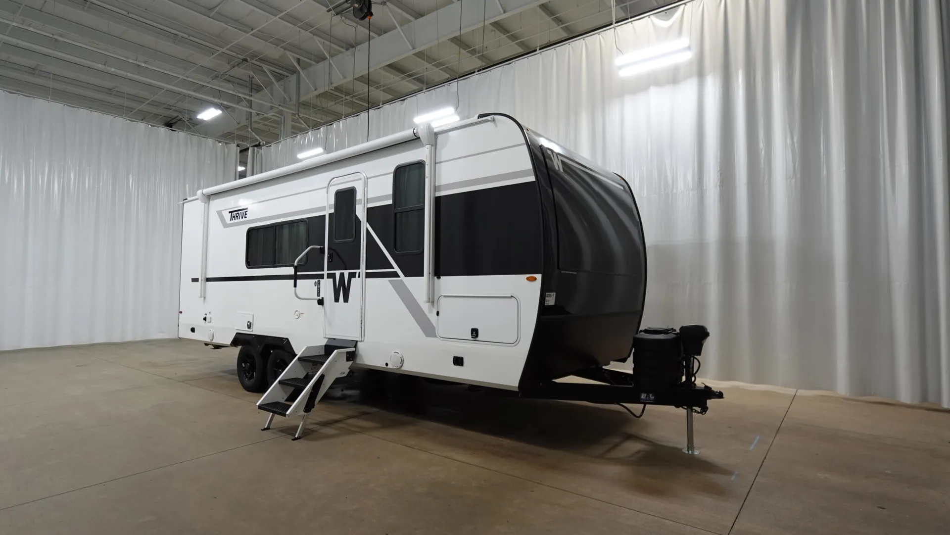 2026 Winnebago Thrive 22MLS - Photo 2