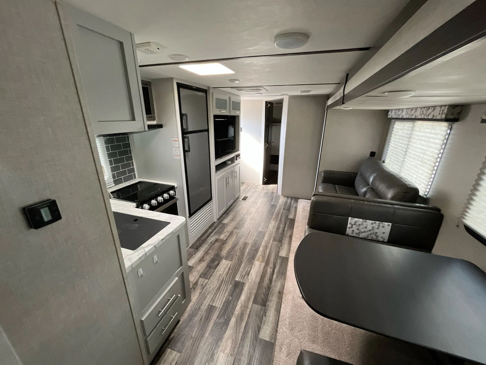 2020 Keystone Bullet 331BHS — living area main